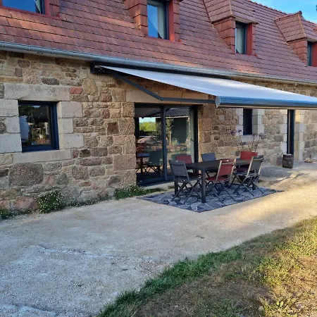 Longere Renovee Sur Les Hauteurs De Perros-Guirec