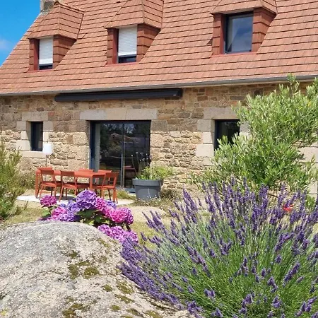 Holiday home Longere Renovee Sur Les Hauteurs De Perros-Guirec